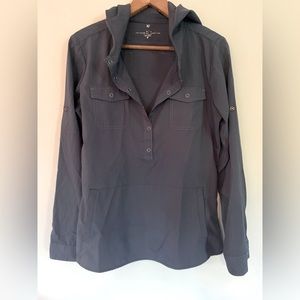 Kuhl size medium women’s light long sleeve.